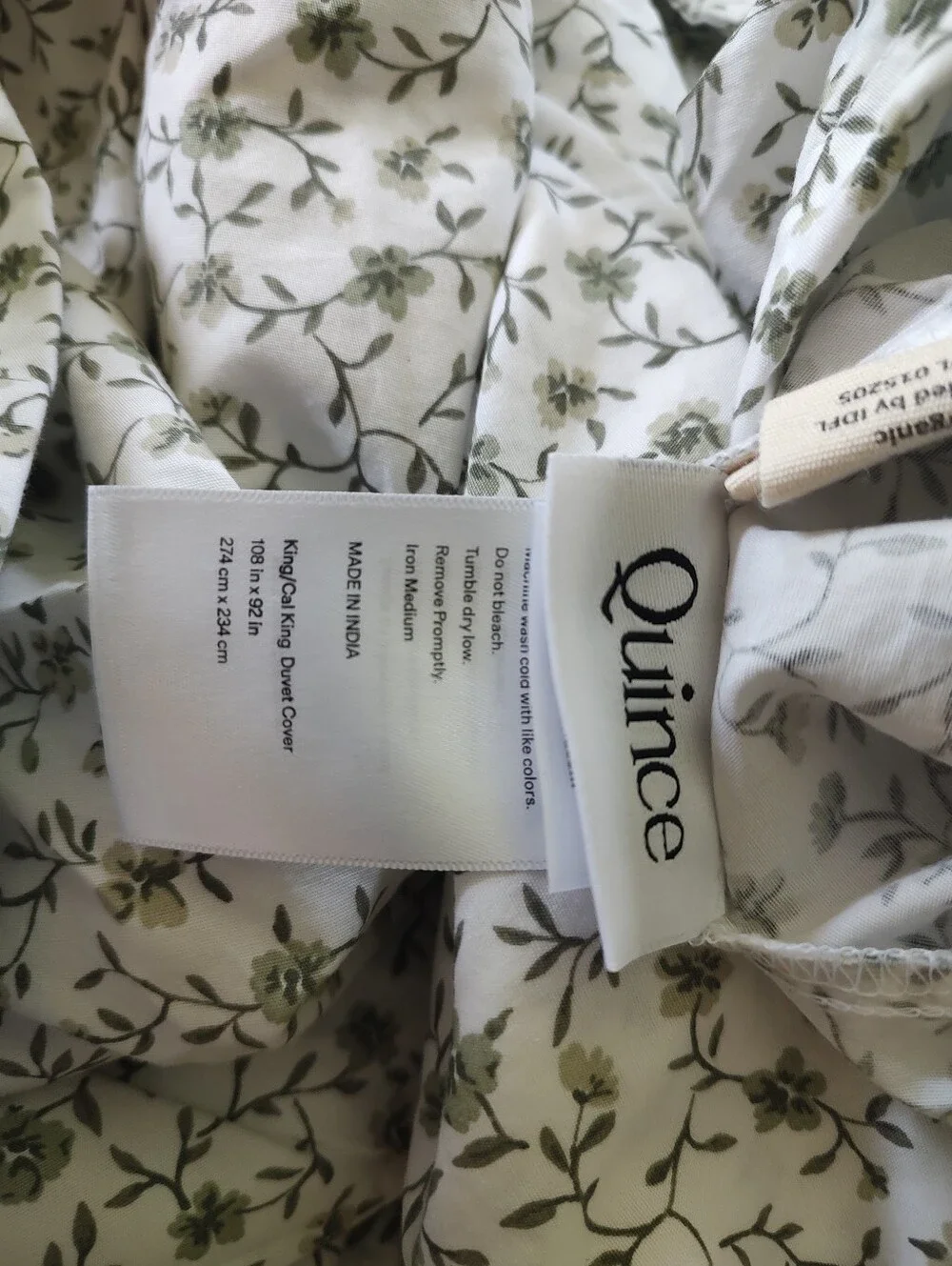 Quince Organic Cotton Duvet Cover in White Green Olive Percale King Cali
